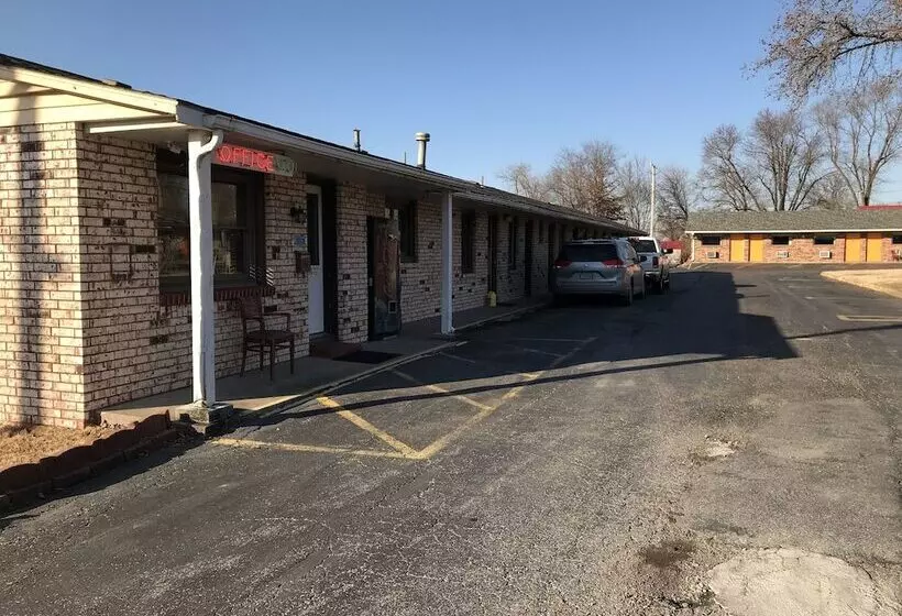 C&h Motel El Dorado Springs