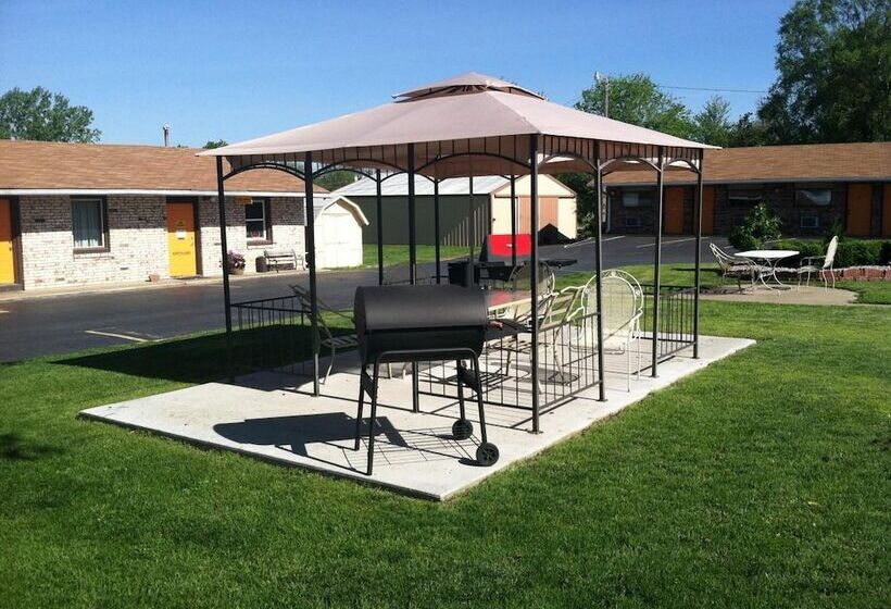 C&h Motel El Dorado Springs