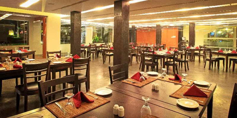 Grand Udawalawe Safari Resort