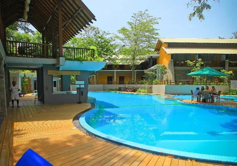 Grand Udawalawe Safari Resort