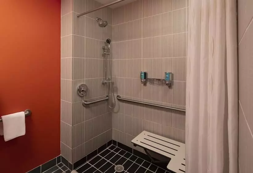 Otel Aloft Birmingham Soho Square