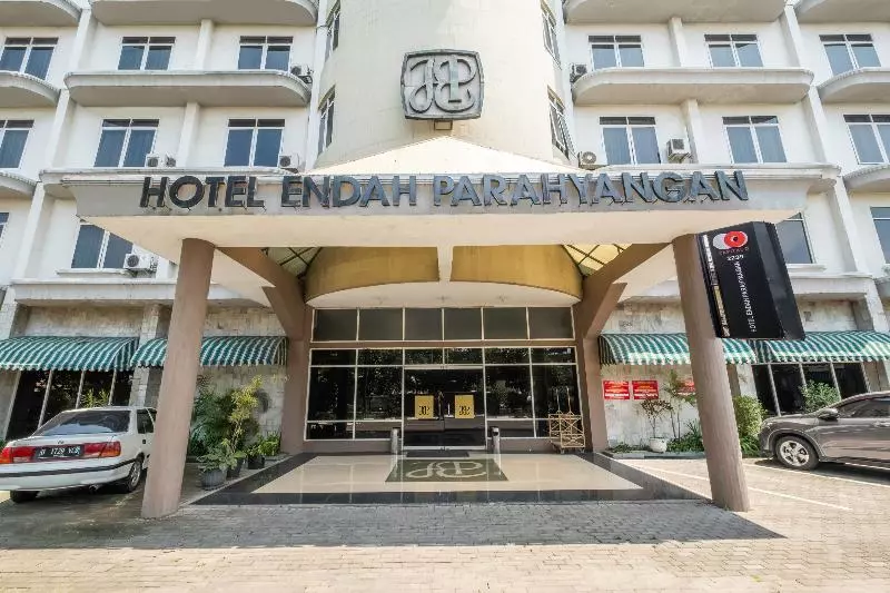 هتل Capital O 2239 Endah Parahyangan