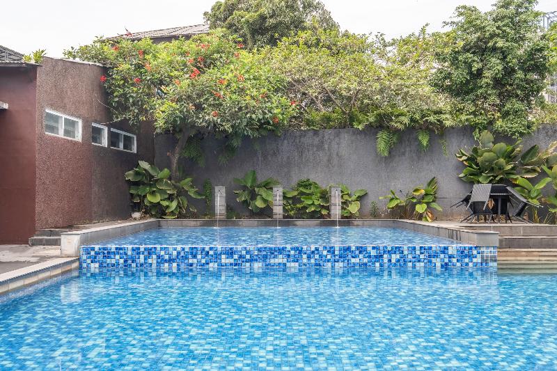 בית מלון כפרי Capital O 2239 Endah Parahyangan