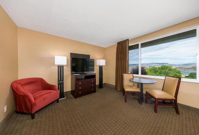 בית מלון כפרי Celilo Inn