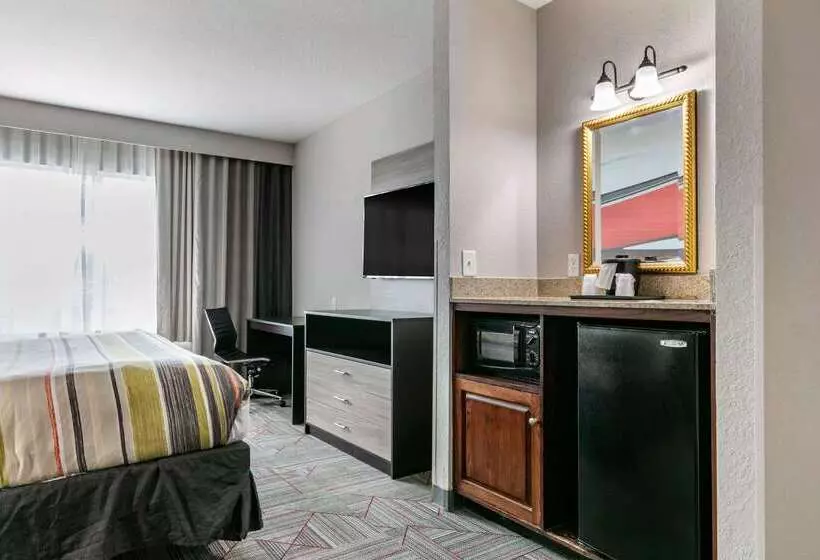 酒店 Clarion Pointe Columbusbradley Park