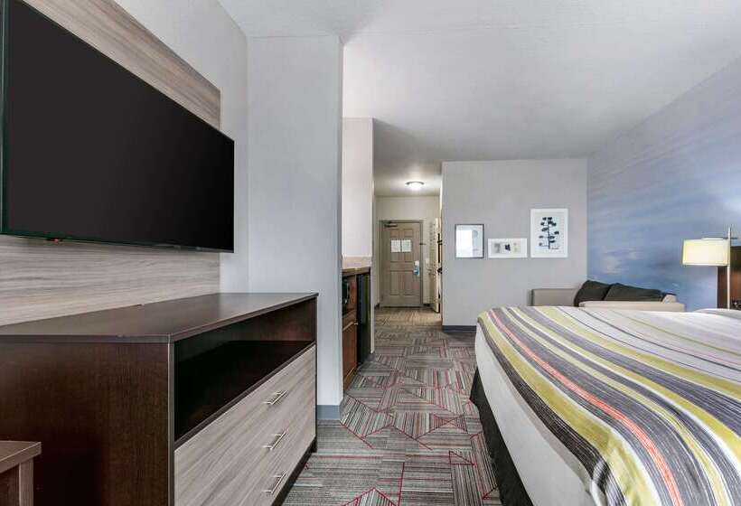 هتل Clarion Pointe Columbusbradley Park