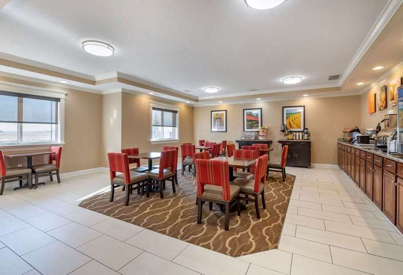 Отель Comfort Inn Hebronlowell Area