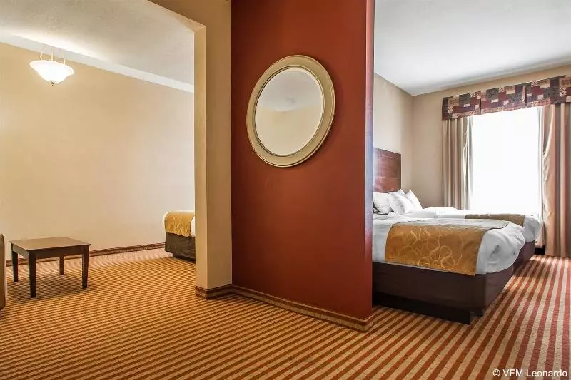 בית מלון כפרי Comfort Suites Troyi75