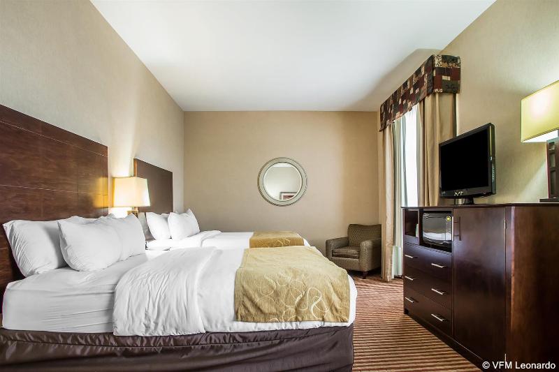 Отель Comfort Suites Troyi75