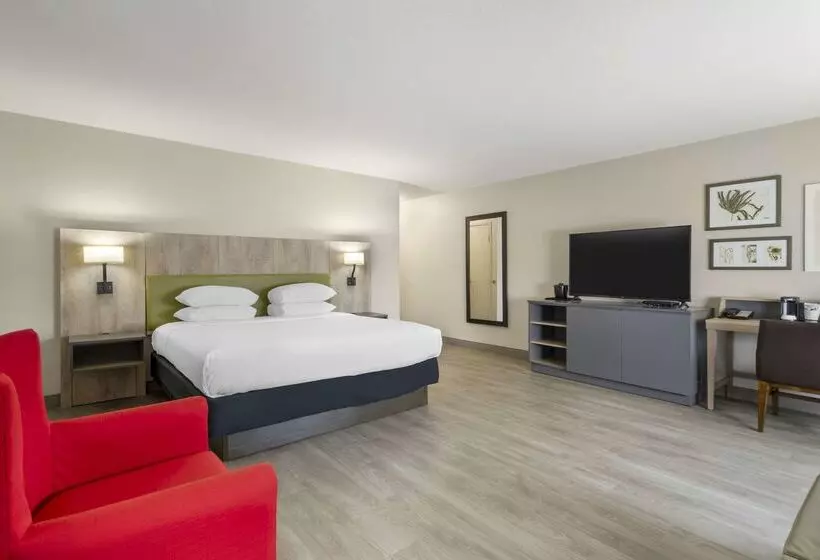 هتل Country Inn & Suites By Radisson, Tampa Airport North, Fl