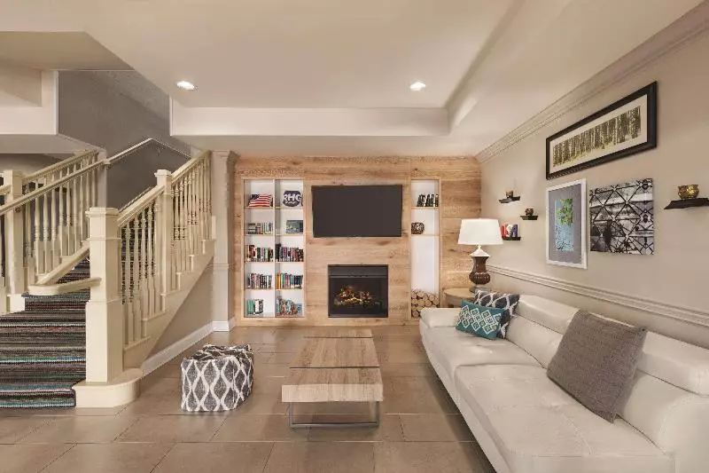 هتل Country Inn & Suites By Radisson, Tampa Airport North, Fl