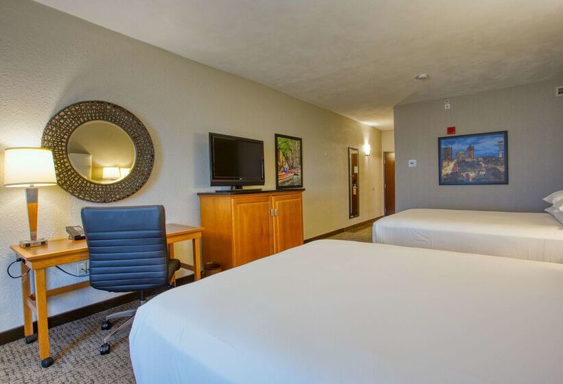 בית מלון כפרי Drury Inn & Suites San Antonio Near La Cantera