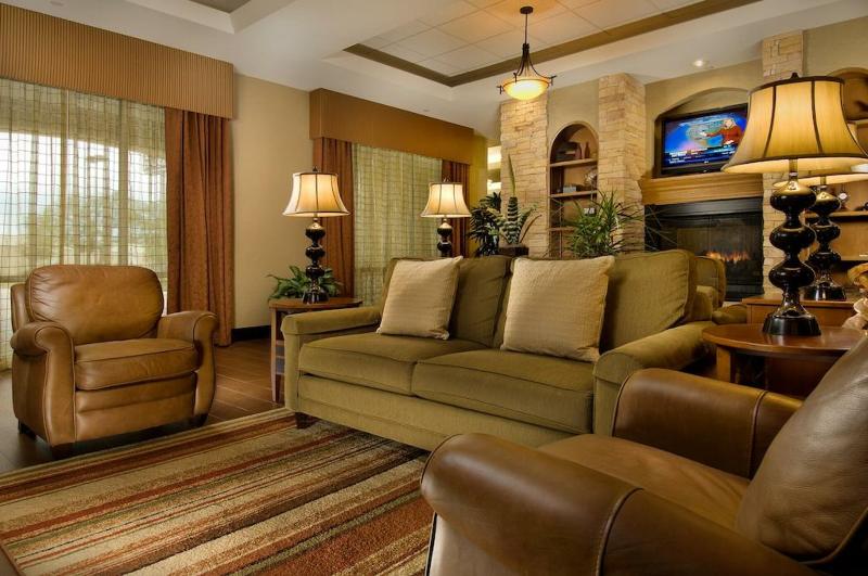 בית מלון כפרי Drury Inn & Suites San Antonio Near La Cantera