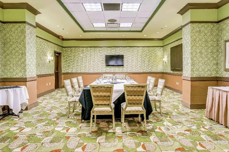 בית מלון כפרי Embassy Suites Atlanta   Kennesaw Town Center