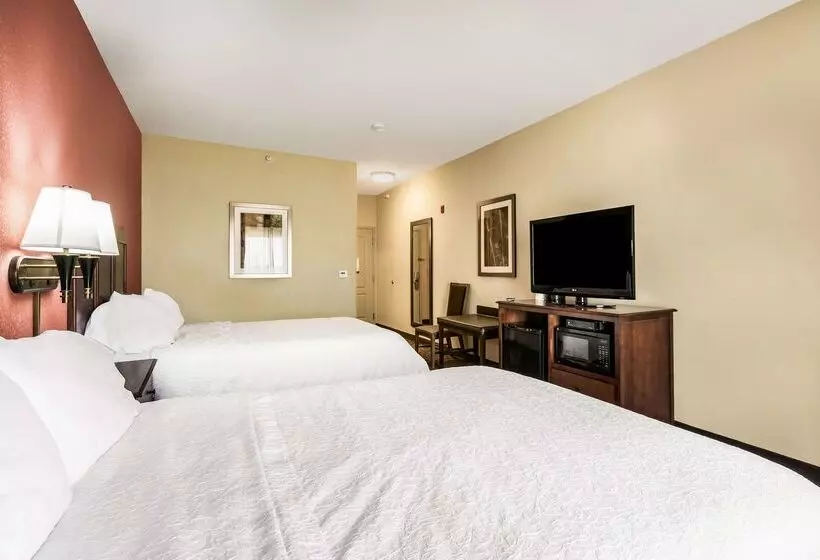 ホテル Hampton Inn Derby Wichita Southeast