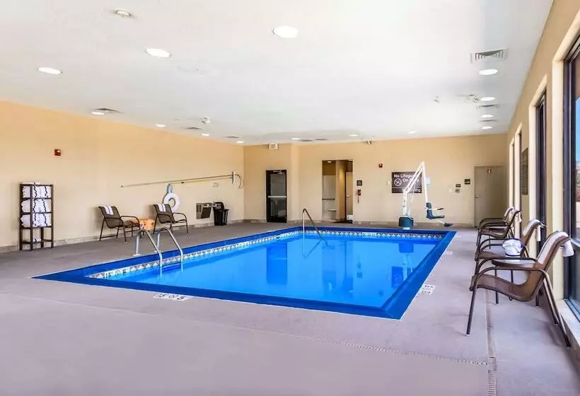 ホテル Hampton Inn Derby Wichita Southeast