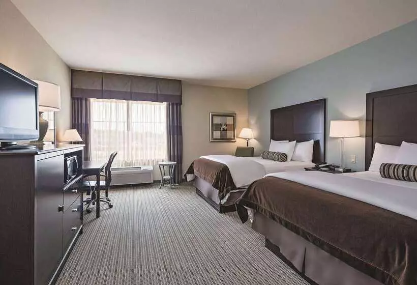 Отель La Quinta Inn & Suites By Wyndham Dfw Airport West Euless