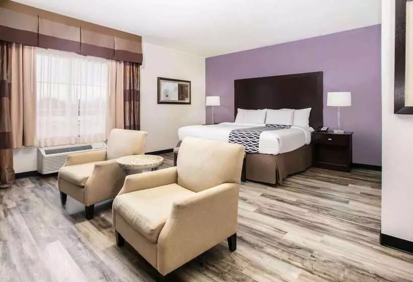 Отель La Quinta Inn & Suites By Wyndham Dfw Airport West Euless