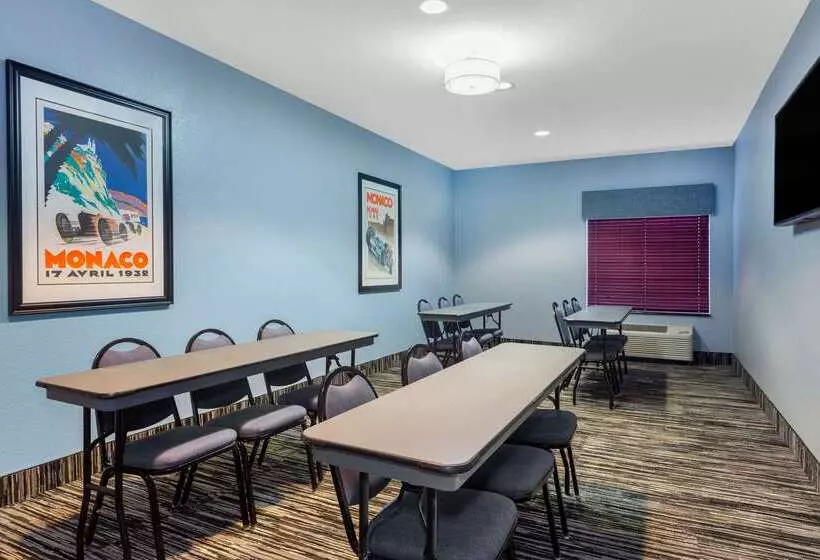 ホテル La Quinta By Wyndham Sebring