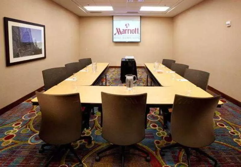 酒店 Minneapolis Marriott Northwest