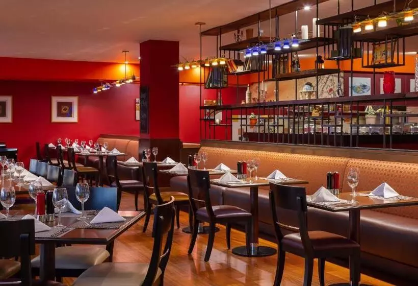 هتل Renaissance By Sulo