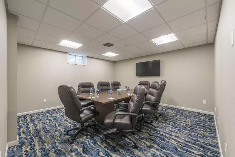 فندق Rockport Inn And Suites