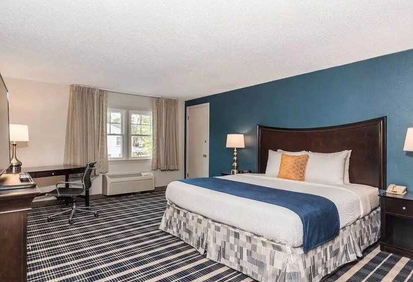 فندق Rockport Inn And Suites