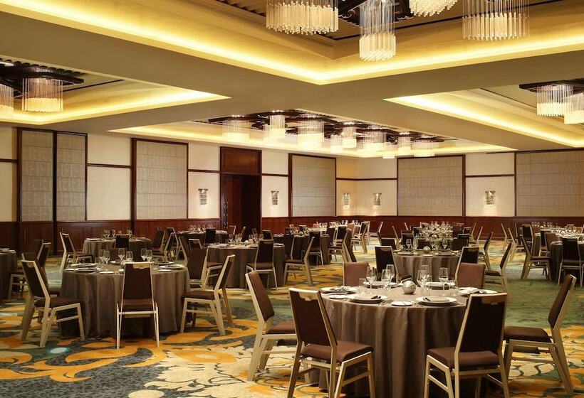 בית מלון כפרי Sheraton Bali Kuta Resort