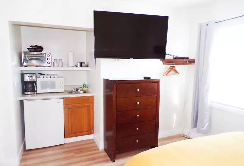 هتل Shoreline Cottages