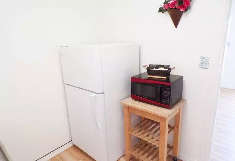 هتل Shoreline Cottages