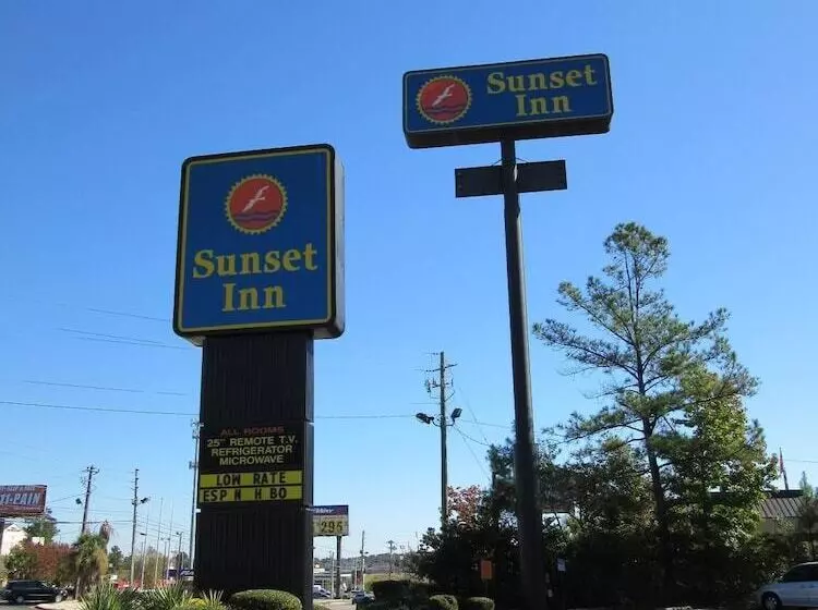 هتل Sunset Inn   Augusta