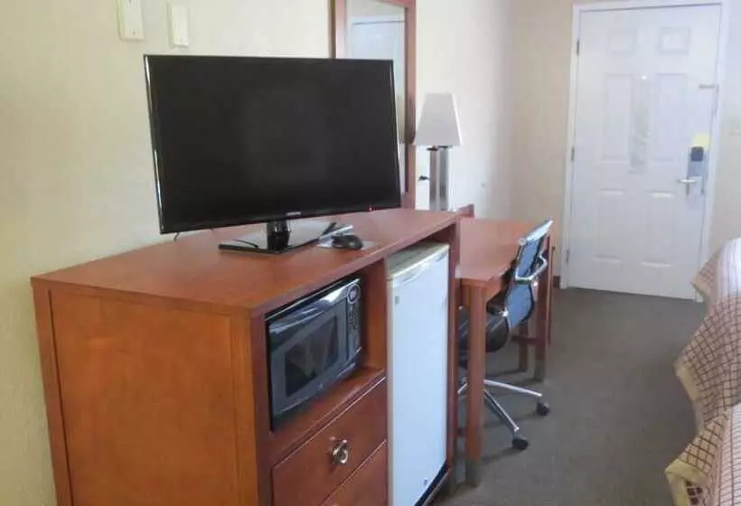هتل Sunset Inn   Augusta