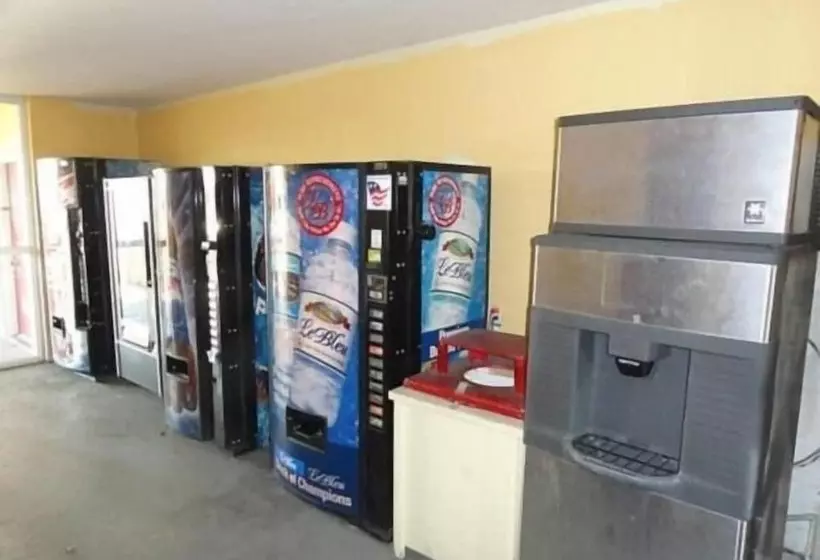 Отель Sunset Inn