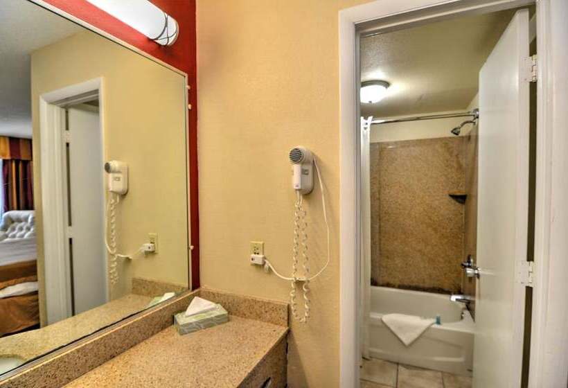 Отель Sunset Inn