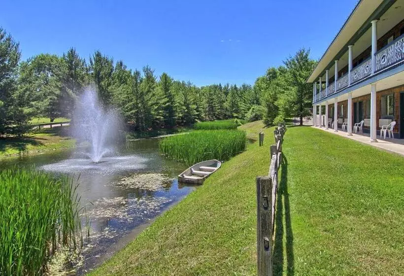 호텔 The Legend Cottage Inn