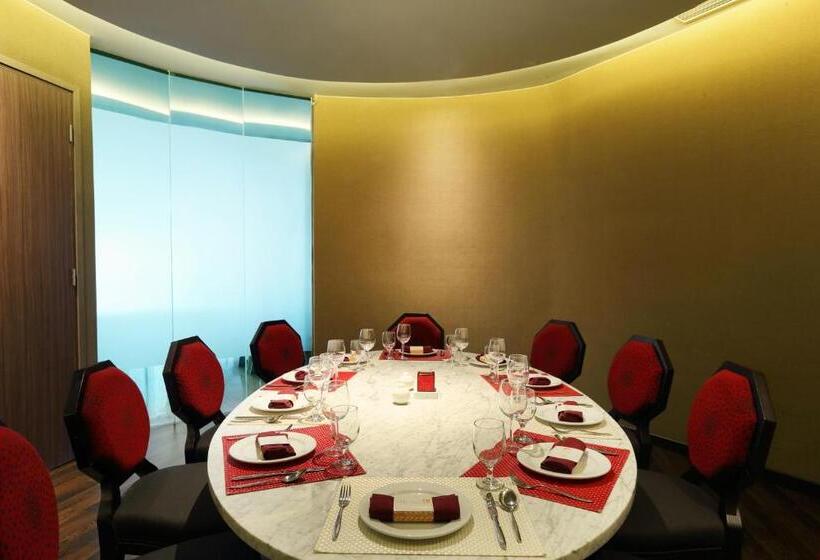 Novotel Jakarta Gajah Mada