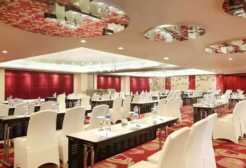 Novotel Jakarta Gajah Mada