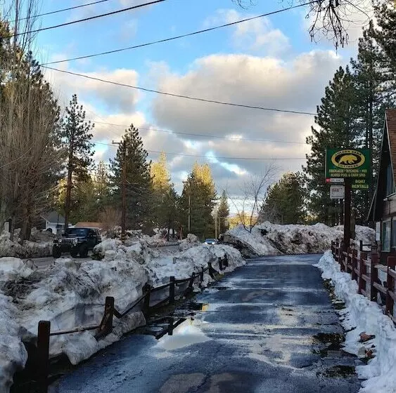 אתר נופש Golden Bear Cottages