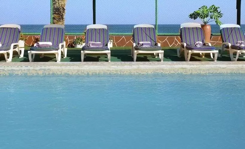 Resort Sur Beach Holiday