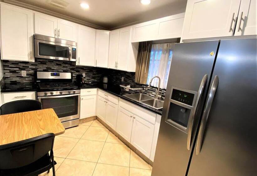 Viking Motel Ventura