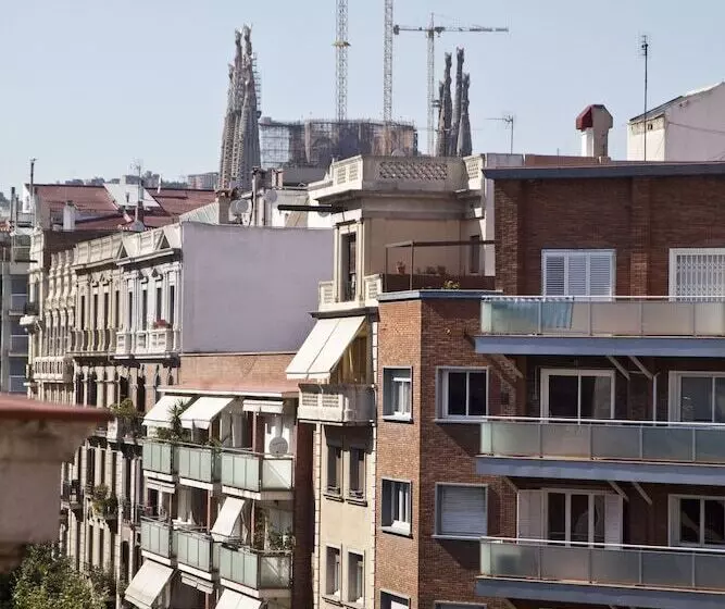Ainb Sagrada Familia Apartments