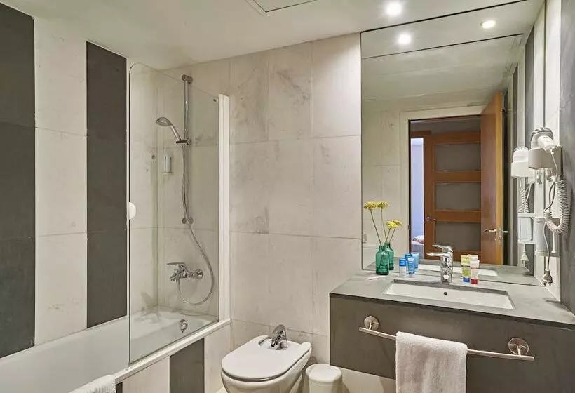 Ainb Sagrada Familia Apartments