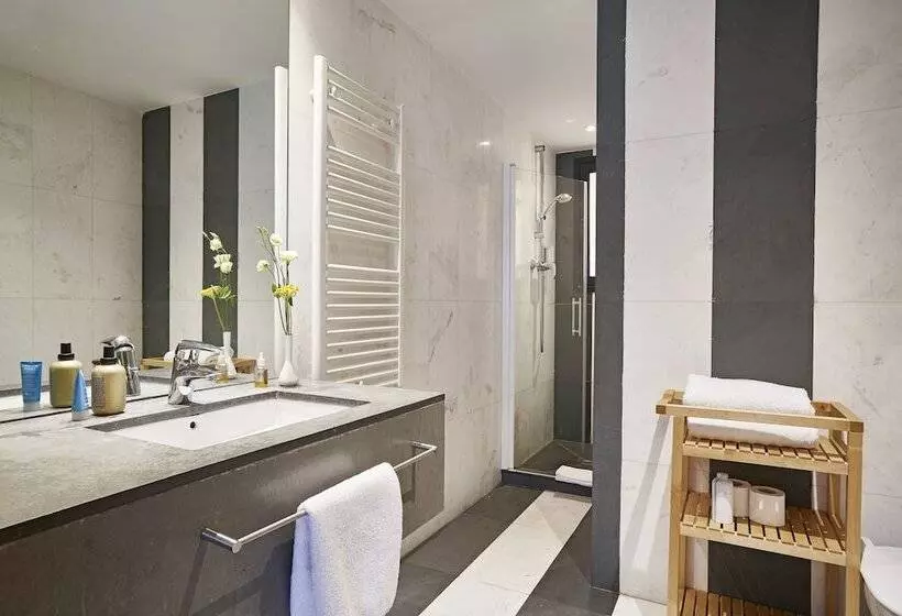 Ainb Sagrada Familia Apartments