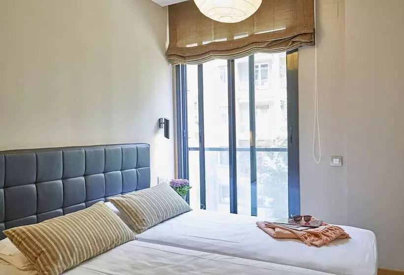 Ainb Sagrada Familia Apartments