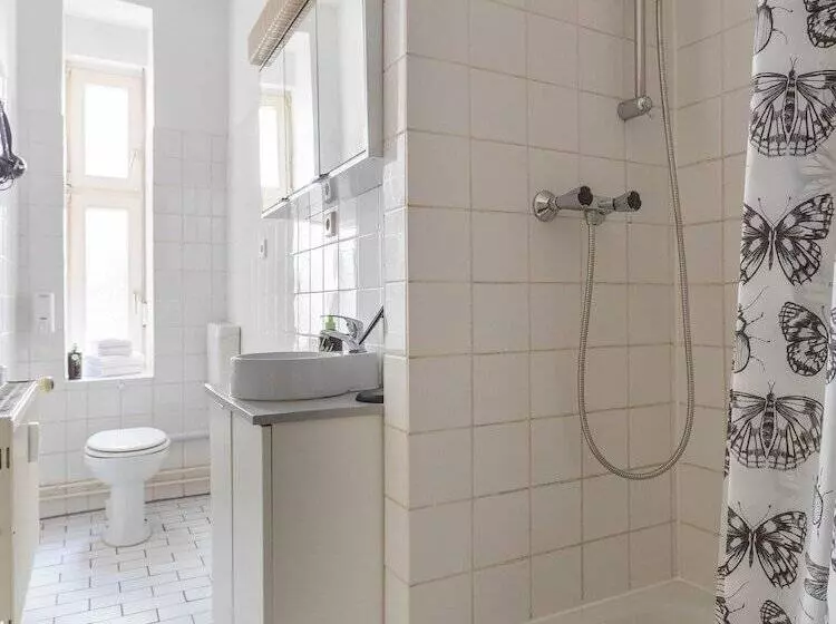 Apartments Berlin Niederbarnimstraße