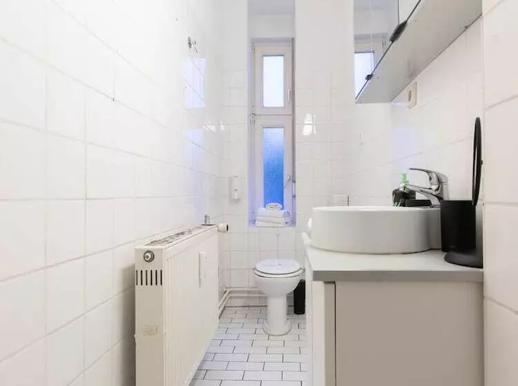 Apartments Berlin Niederbarnimstraße