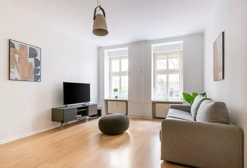 Apartments Berlin Niederbarnimstraße