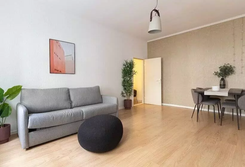 Apartments Berlin Niederbarnimstraße