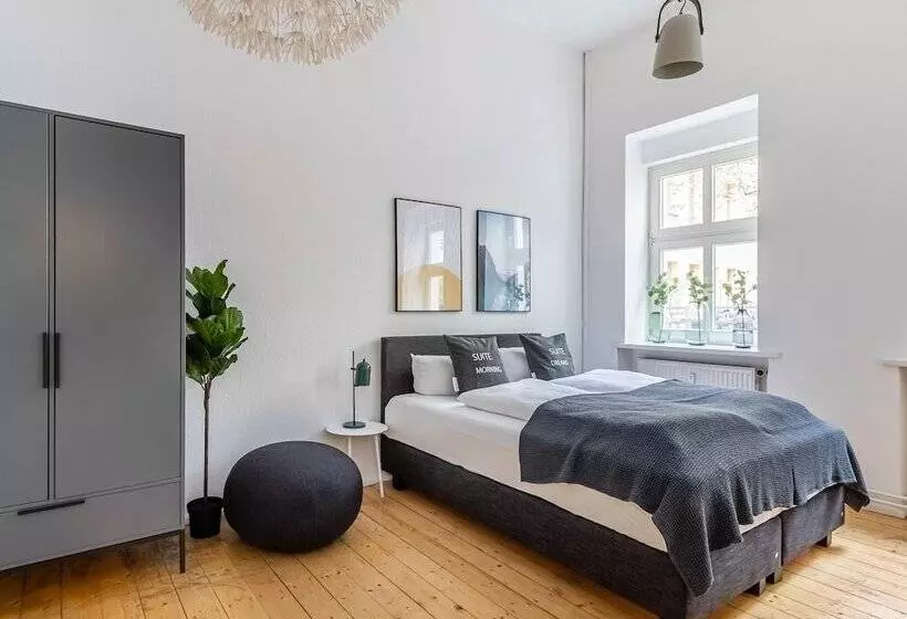 Apartments Berlin Niederbarnimstraße