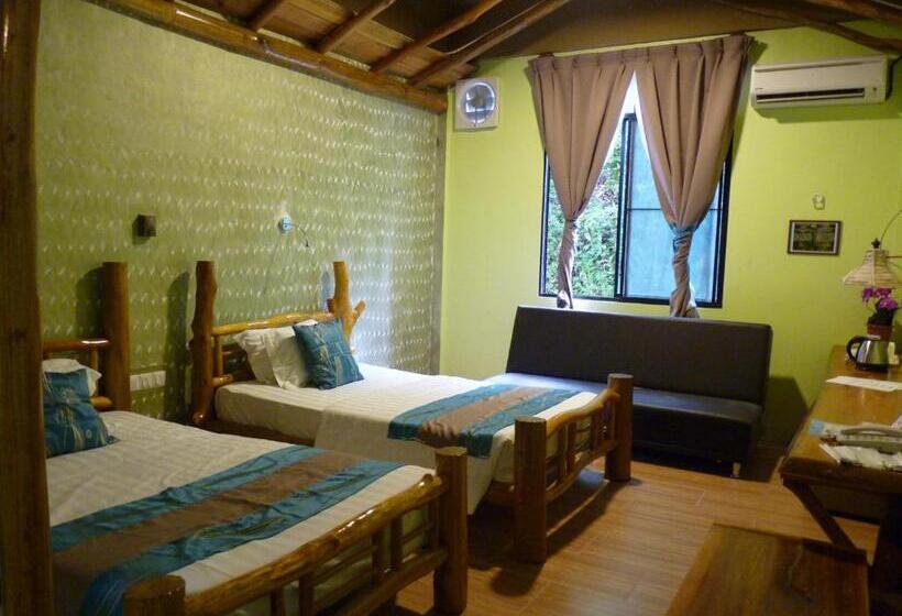 Borneo Tropical Rainforest Resort